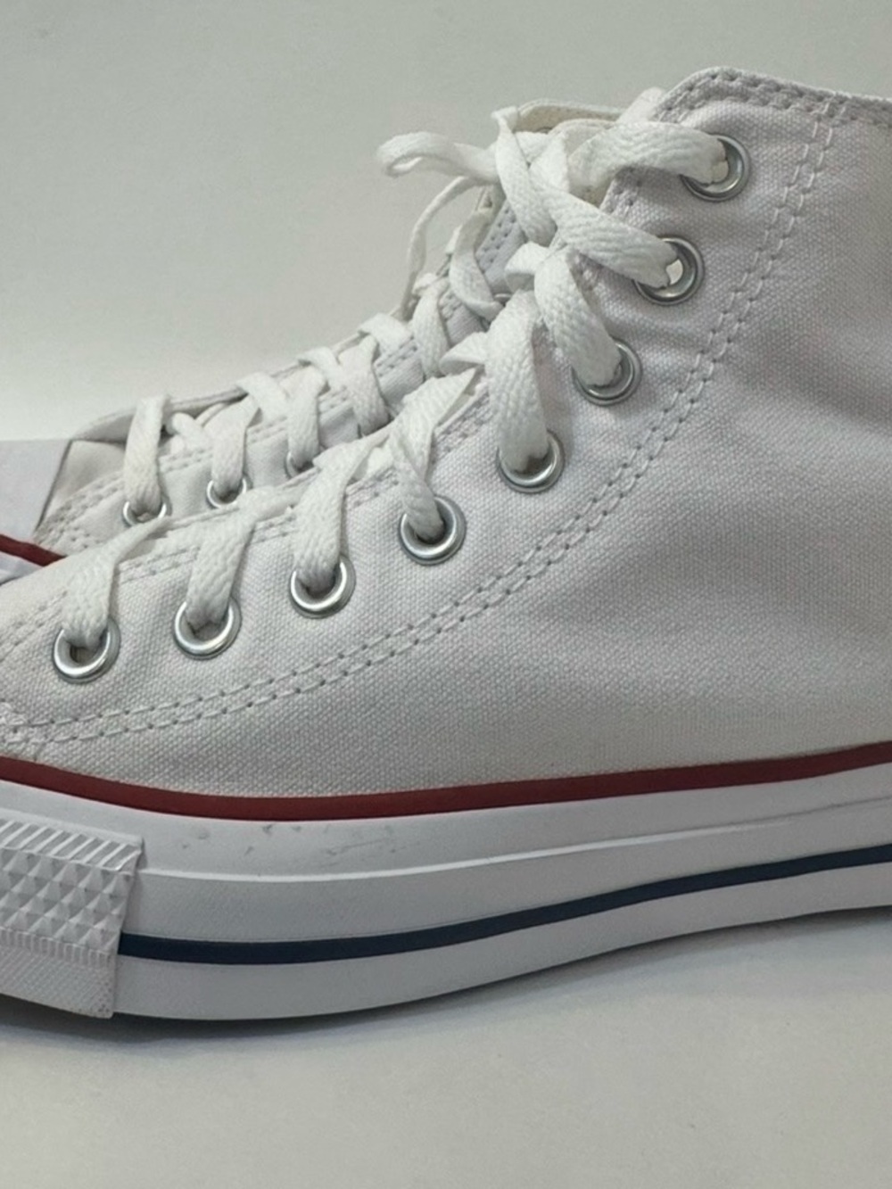 Converse Chuck Taylor All Star High Top White Sneakers Women’s 8.5 (Youth 6.5) - Picture 2 of 9